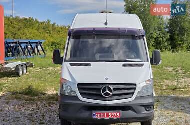 Грузовой фургон Mercedes-Benz Sprinter 2015 в 