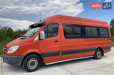Грузопассажирский фургон Mercedes-Benz Sprinter 2010 в 
