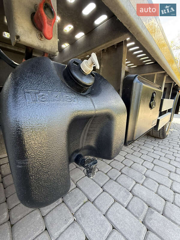 Автовоз Mercedes-Benz Sprinter 2015 в Косове