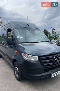 Вантажний фургон Mercedes-Benz Sprinter 2020 в Києві