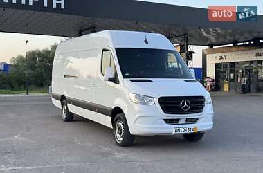 Грузовой фургон Mercedes-Benz Sprinter 2020 в 