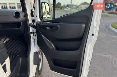 Грузовой фургон Mercedes-Benz Sprinter 2020 в 