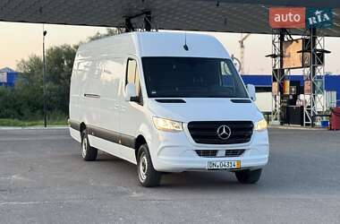 Грузовой фургон Mercedes-Benz Sprinter 2020 в 