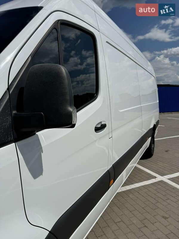 Грузовой фургон Mercedes-Benz Sprinter 2020 в Калуше