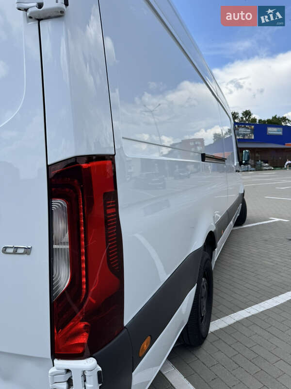 Грузовой фургон Mercedes-Benz Sprinter 2020 в Калуше