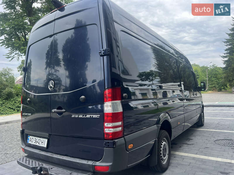 Микроавтобус Mercedes-Benz Sprinter 2014 в Сваляве