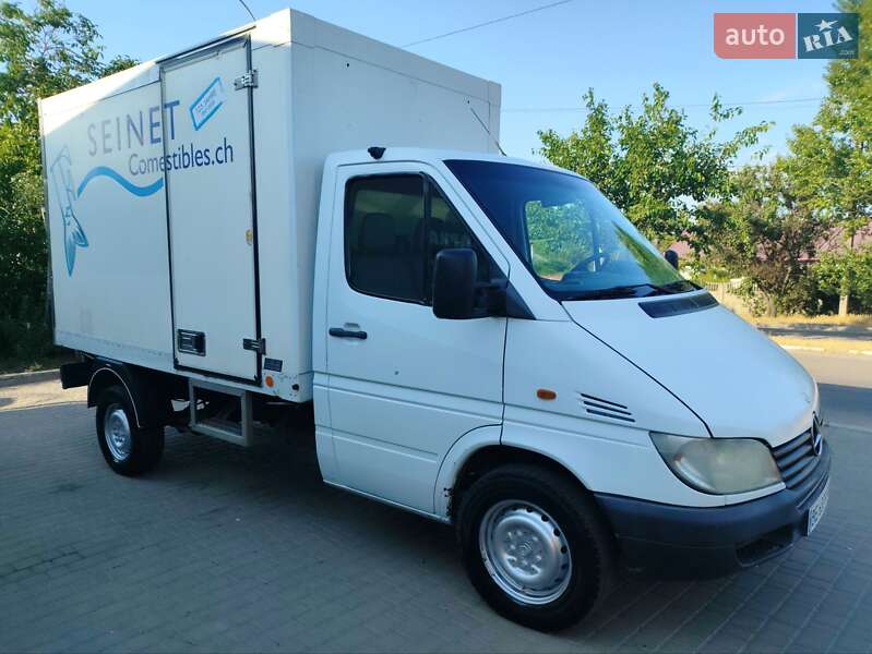 Грузовой фургон Mercedes-Benz Sprinter 2001 в Белгороде-Днестровском
