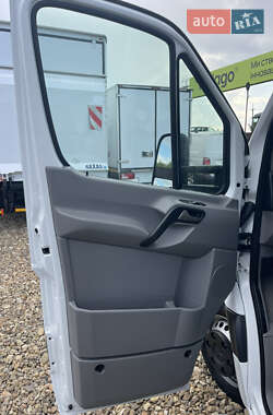 Грузовой фургон Mercedes-Benz Sprinter 2017 в 