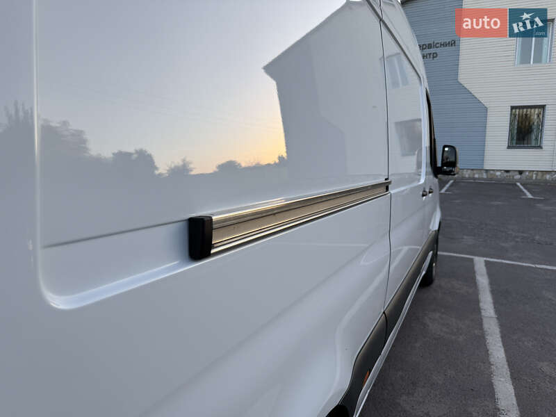 Грузовой фургон Mercedes-Benz Sprinter 2021 в Дубно