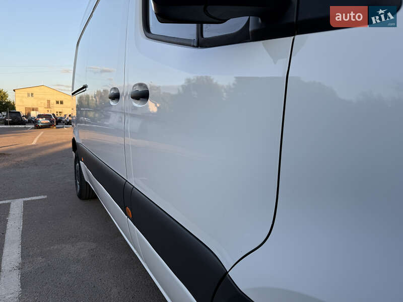 Грузовой фургон Mercedes-Benz Sprinter 2021 в Дубно