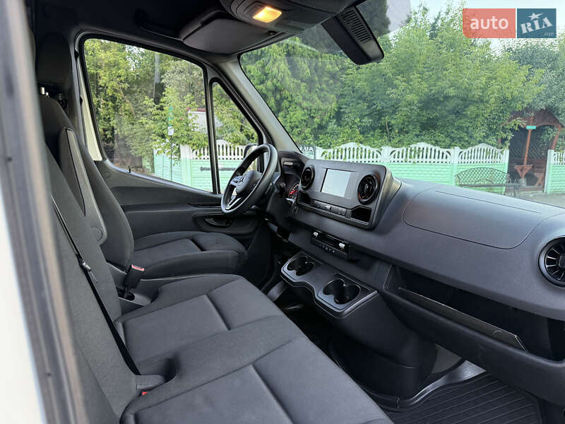 Грузовой фургон Mercedes-Benz Sprinter 2021 в Дубно