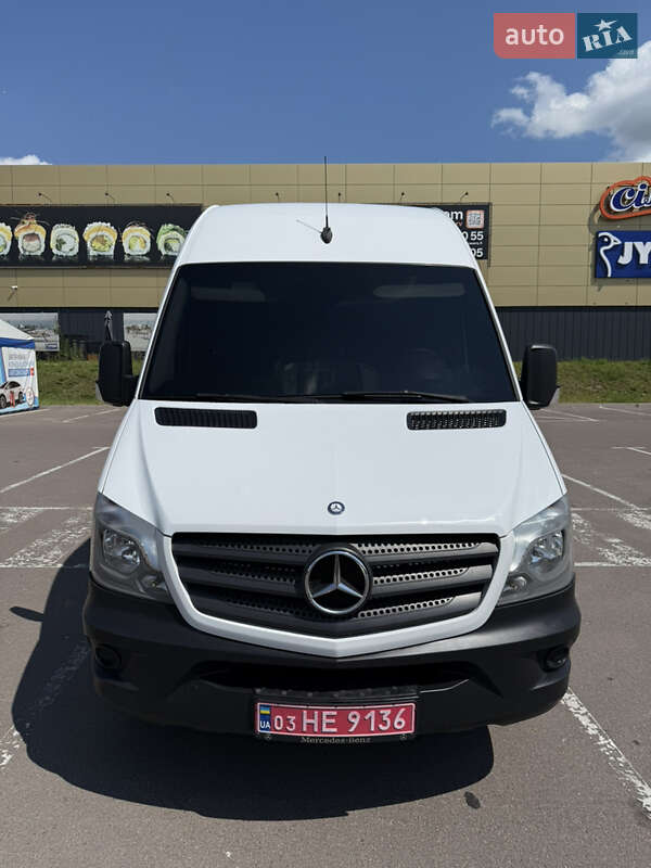 Грузовой фургон Mercedes-Benz Sprinter 2013 в Ровно
