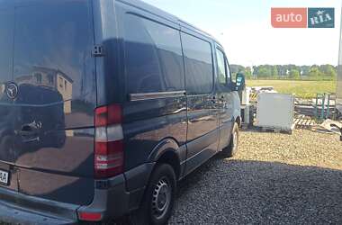 Грузовой фургон Mercedes-Benz Sprinter 2010 в 