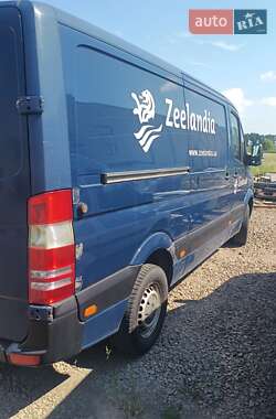 Грузовой фургон Mercedes-Benz Sprinter 2009 в 