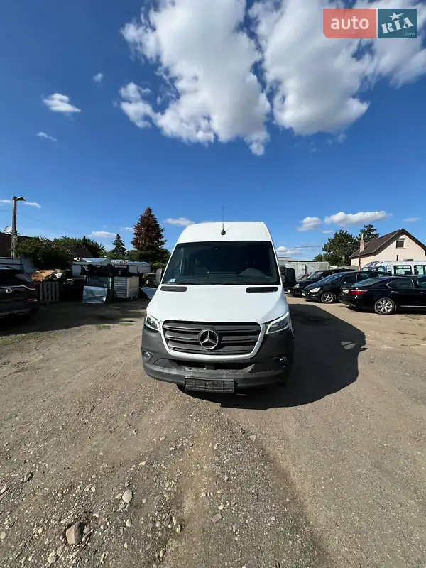 Mercedes-Benz Sprinter 2021