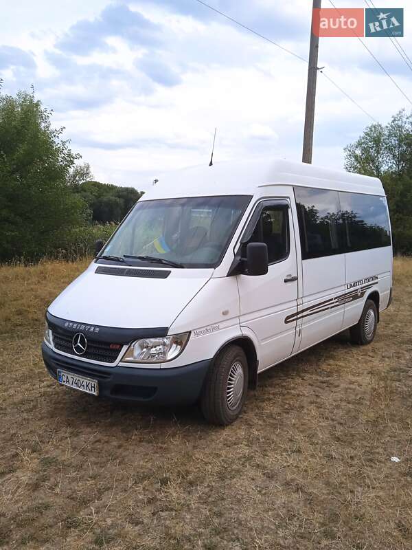 Mercedes-Benz Sprinter 2005