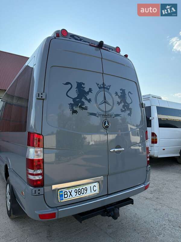 Туристический / Междугородний автобус Mercedes-Benz Sprinter 2011 в Борщеве