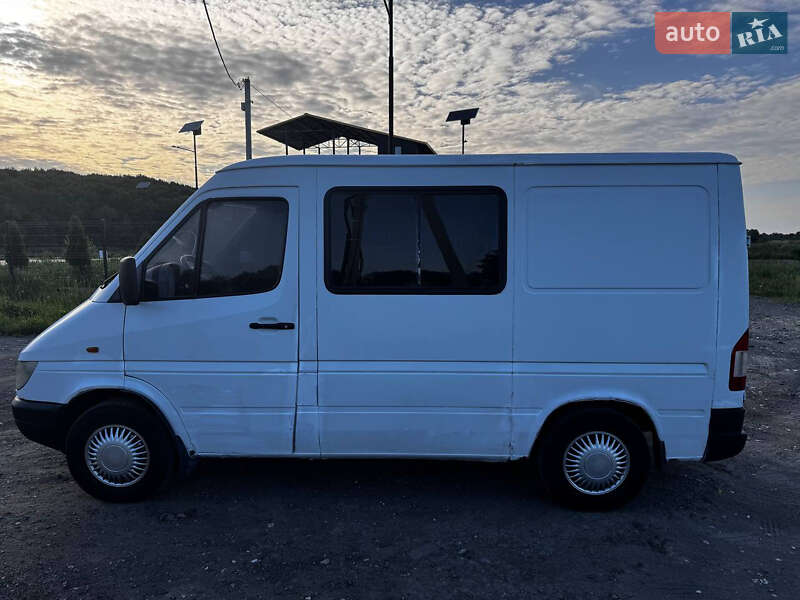 Микроавтобус Mercedes-Benz Sprinter 2000 в Тернополе