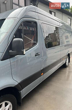 Микроавтобус Mercedes-Benz Sprinter 2021 в 