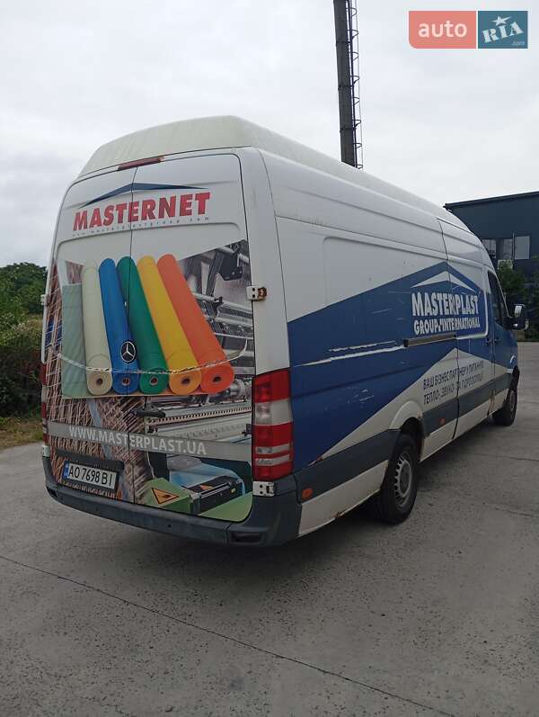 Грузовой фургон Mercedes-Benz Sprinter 2012 в Ужгороде