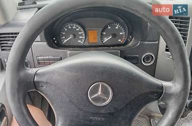 Грузовой фургон Mercedes-Benz Sprinter 2012 в 