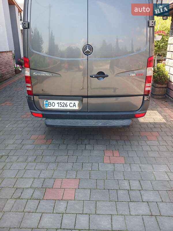 Грузовой фургон Mercedes-Benz Sprinter 2012 в Кременце