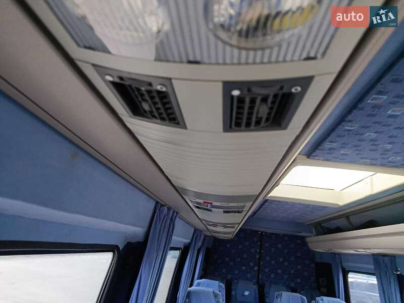 Туристический / Междугородний автобус Mercedes-Benz Sprinter 2010 в Хотине