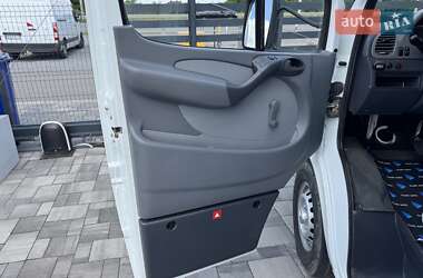 Грузовой фургон Mercedes-Benz Sprinter 2006 в 