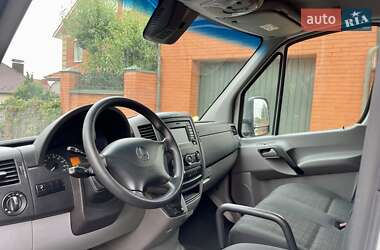Грузовой фургон Mercedes-Benz Sprinter 2017 в 