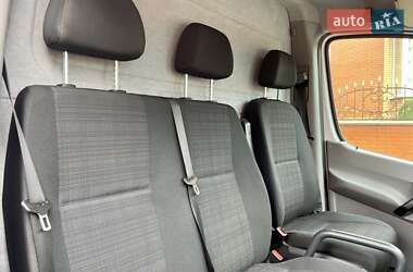 Грузовой фургон Mercedes-Benz Sprinter 2017 в 