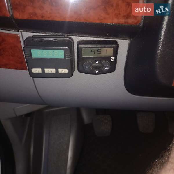 Пригородный автобус Mercedes-Benz Sprinter 2010 в Киеве
