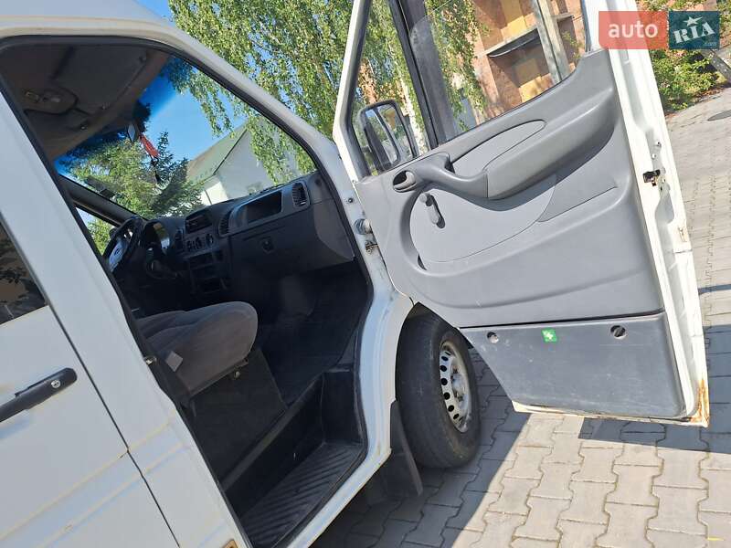 Мікроавтобус Mercedes-Benz Sprinter 2000 в Чернівцях
