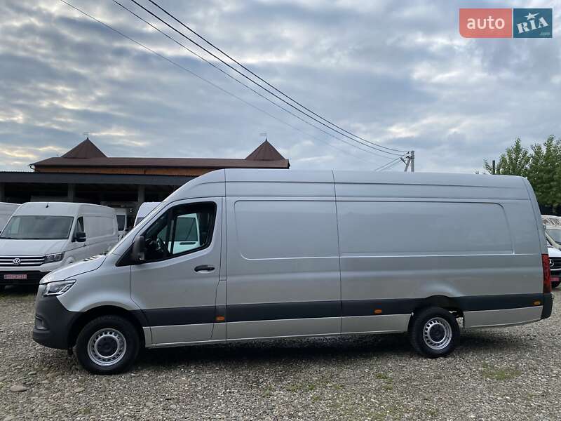 Грузовой фургон Mercedes-Benz Sprinter 2023 в Хусте