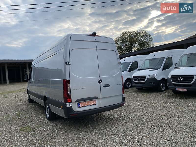 Грузовой фургон Mercedes-Benz Sprinter 2023 в Хусте