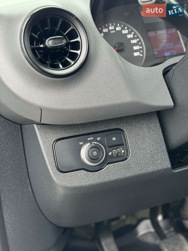 Грузовой фургон Mercedes-Benz Sprinter 2022 в Ровно
