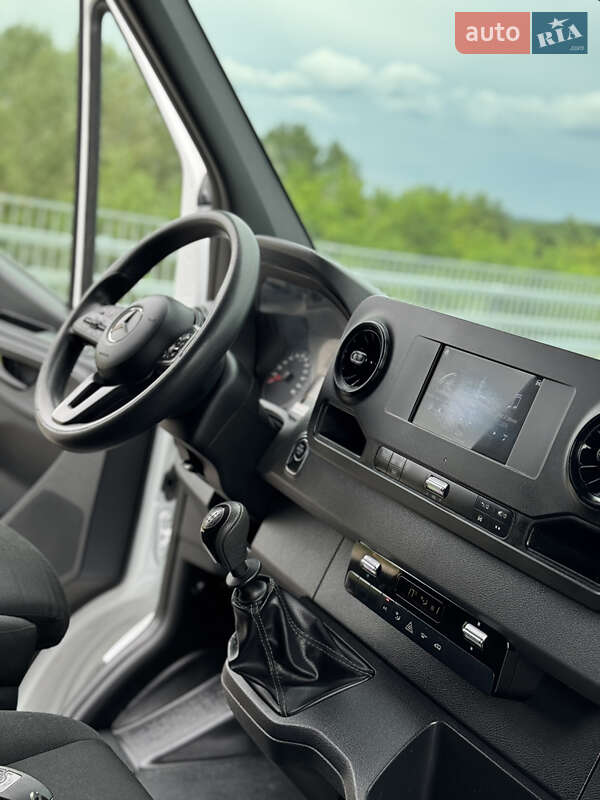Грузовой фургон Mercedes-Benz Sprinter 2022 в Ровно