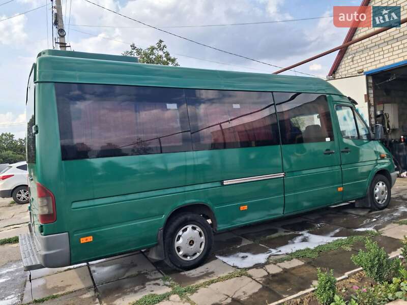 Микроавтобус Mercedes-Benz Sprinter 2001 в Кривом Роге