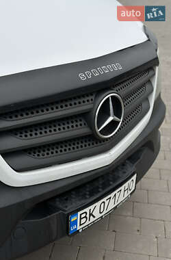 Грузовой фургон Mercedes-Benz Sprinter 2017 в 