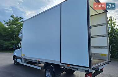 Грузовой фургон Mercedes-Benz Sprinter 2021 в 