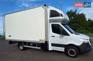 Грузовой фургон Mercedes-Benz Sprinter 2021 в 