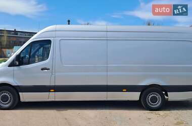 Грузовой фургон Mercedes-Benz Sprinter 2020 в 
