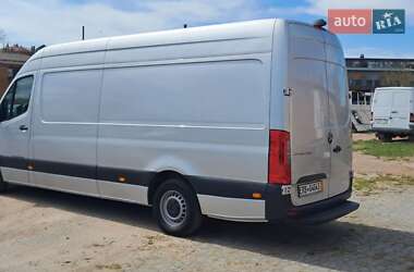 Грузовой фургон Mercedes-Benz Sprinter 2020 в 