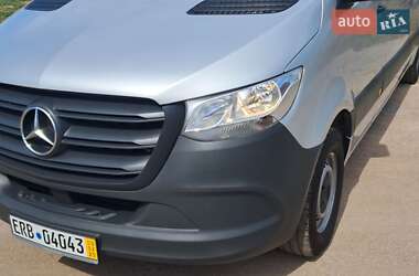 Грузовой фургон Mercedes-Benz Sprinter 2020 в 