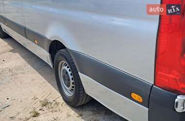 Грузовой фургон Mercedes-Benz Sprinter 2020 в 