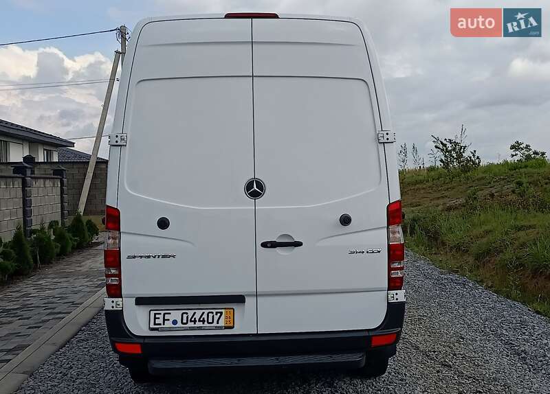 Грузовой фургон Mercedes-Benz Sprinter 2017 в Ровно