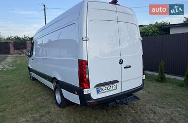 Грузовой фургон Mercedes-Benz Sprinter 2018 в 