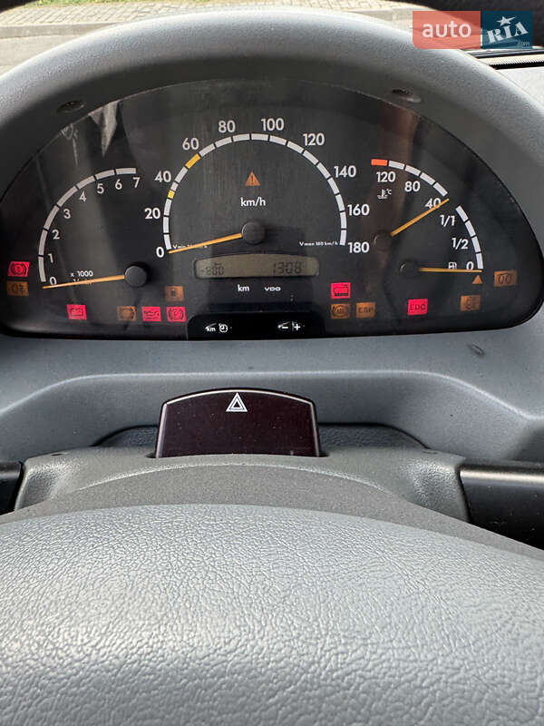 Вантажний фургон Mercedes-Benz Sprinter 2005 в Рівному
