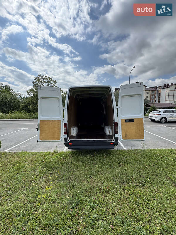 Вантажний фургон Mercedes-Benz Sprinter 2005 в Рівному
