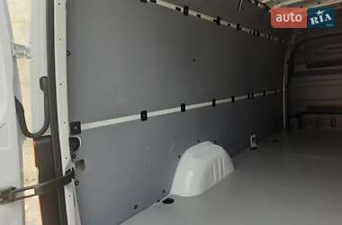 Вантажний фургон Mercedes-Benz Sprinter 2012 в 
