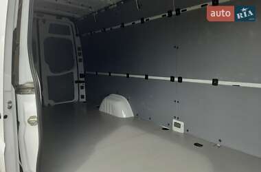 Вантажний фургон Mercedes-Benz Sprinter 2012 в 